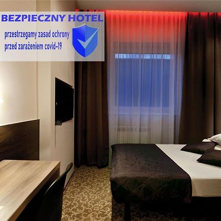 Nu Hotel Łódź Buitenkant foto
