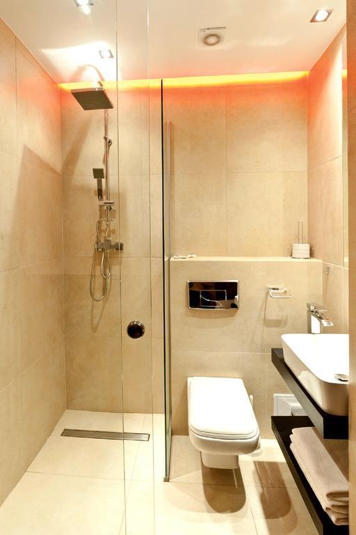 Nu Hotel Łódź Buitenkant foto