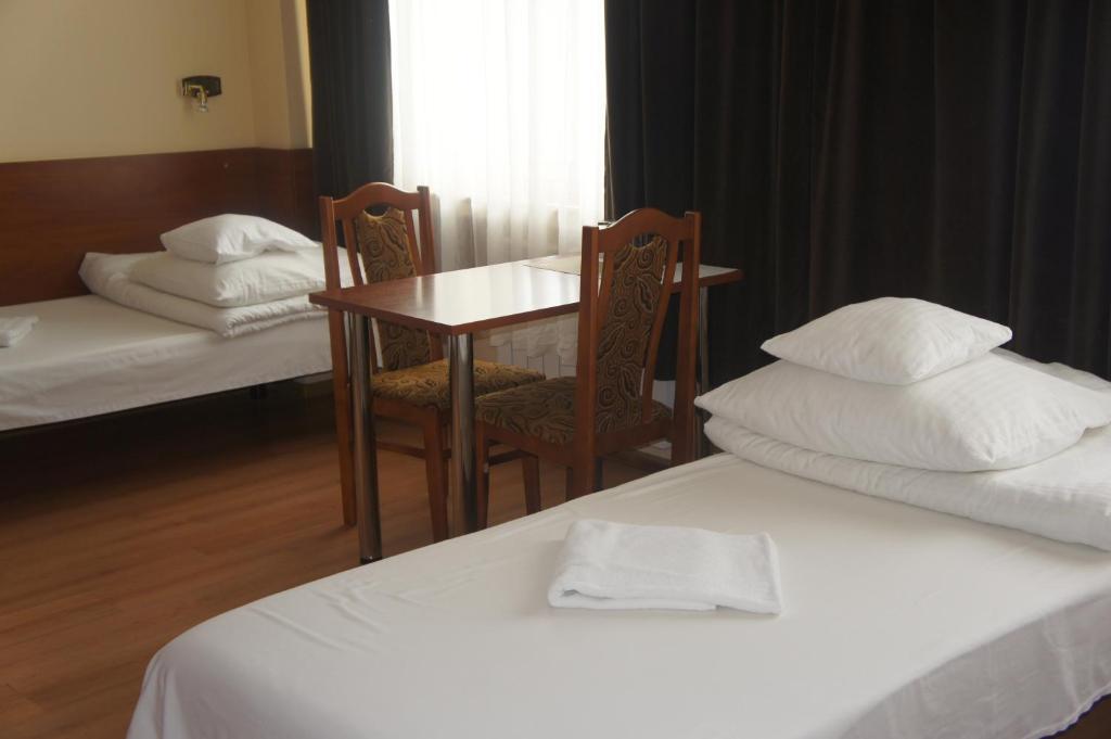 Nu Hotel Łódź Buitenkant foto